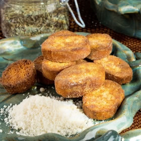 Croutons proteicos de queijo Italiano