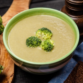 Sopa rica em proteínas com Brócolos SG