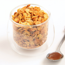 Cereais muesli crocantes de caramelo